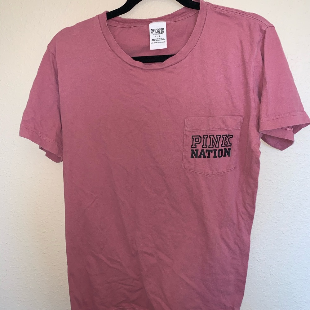 PINK campus tee